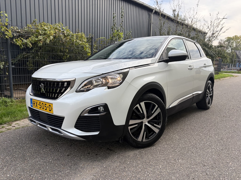 Peugeot 3008 1.2 PureTech Allure / AUTOMAAT / NAVI / CRUISE / TREKHAAK / 141dkm! NAP!