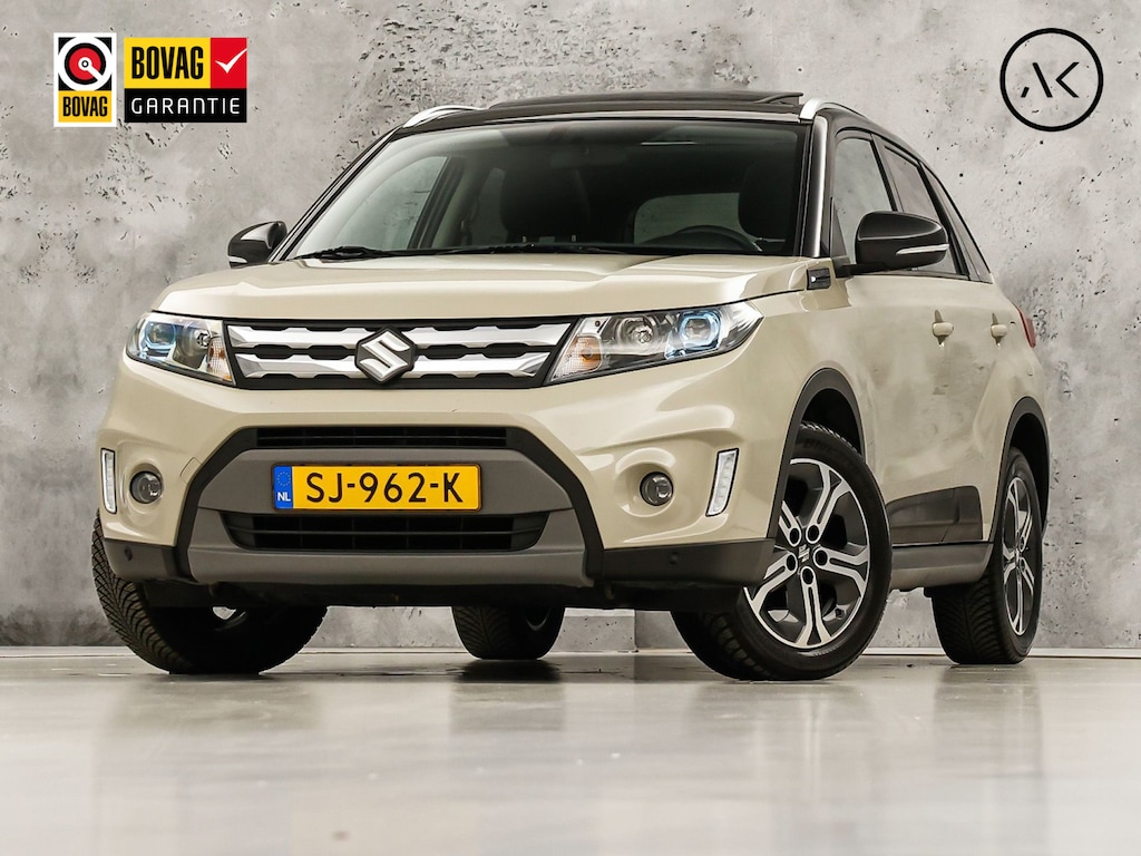 Suzuki Vitara 1.6 High Executive (PANORAMADAK, APPLE CARPLAY, NAVIGATIE, CAMERA, GETINT GLAS, SPORTSTOELEN, STOELVERWARMING, TREKHAAK, ADAPTIVE CRUISE, NIEUWSTAAT)