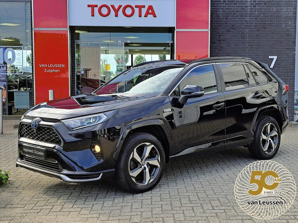 Toyota RAV4 2.5 Plug-in Hybrid AWD Style 360 CAMERA PDC AFNEEMBARE TREKHAAK STUUR- EN STOELVERWARMING
