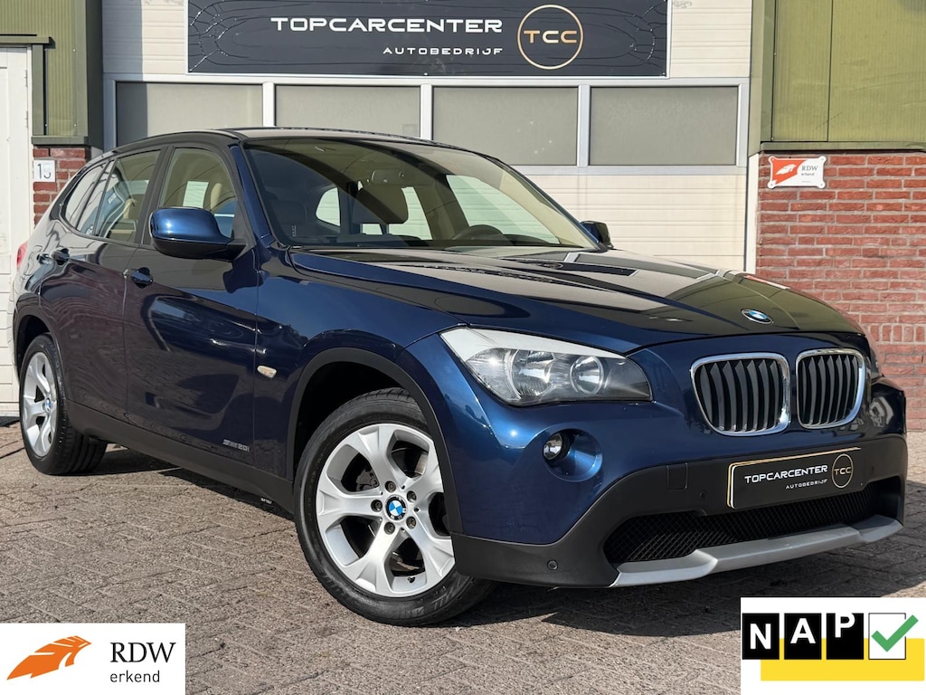 BMW X1 sDrive20i Business/AUT/CRUIS/PARKS/TREKH/NAVI/APK/NAP
