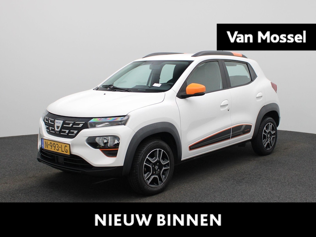 Dacia Spring Comfort Plus (Orange Pack) 27 kWh Navigatie | Apple Carplay | Airco | Lm velgen