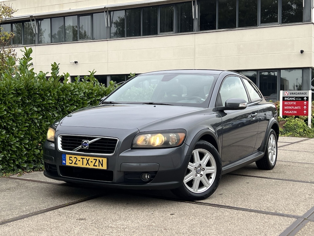 Volvo C30 1.6 Momentum |CLIMA|LM VELGEN|CRUISE CTRL|NAVI 19516 / 5654 | IS BINNEN NELLE |