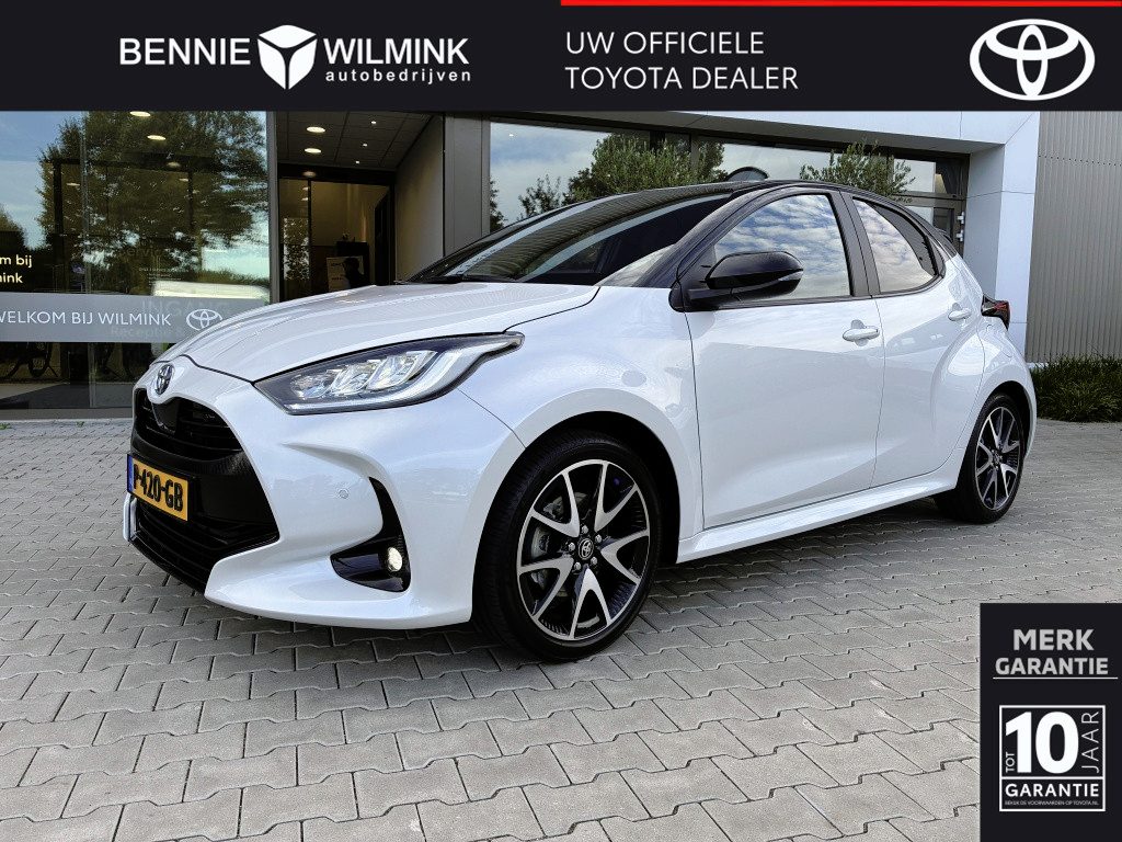 Toyota Yaris 1.5 Hybride Executive | Bi-Tone | Pdc (12367km)