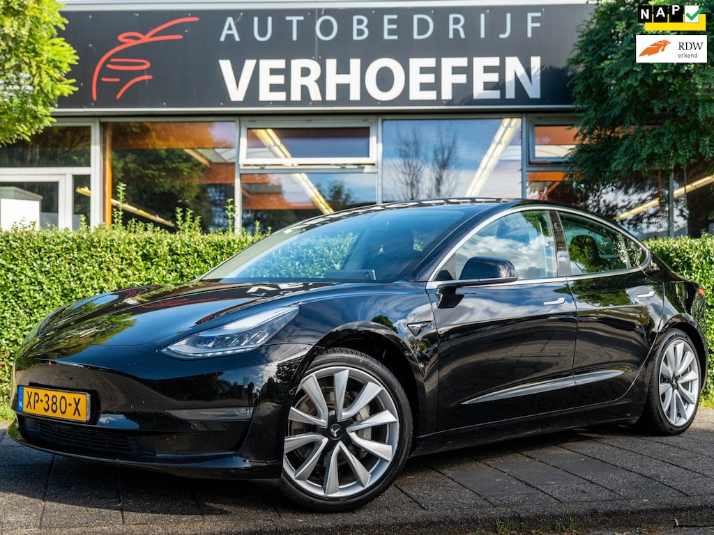 Tesla Model 3 Long Range AWD 75 kWh | PARKEER CAMERA | STOEL VERW | 1E EIG | PANORAMADAK | MARGE | ZO GOED ALS NIEUW !