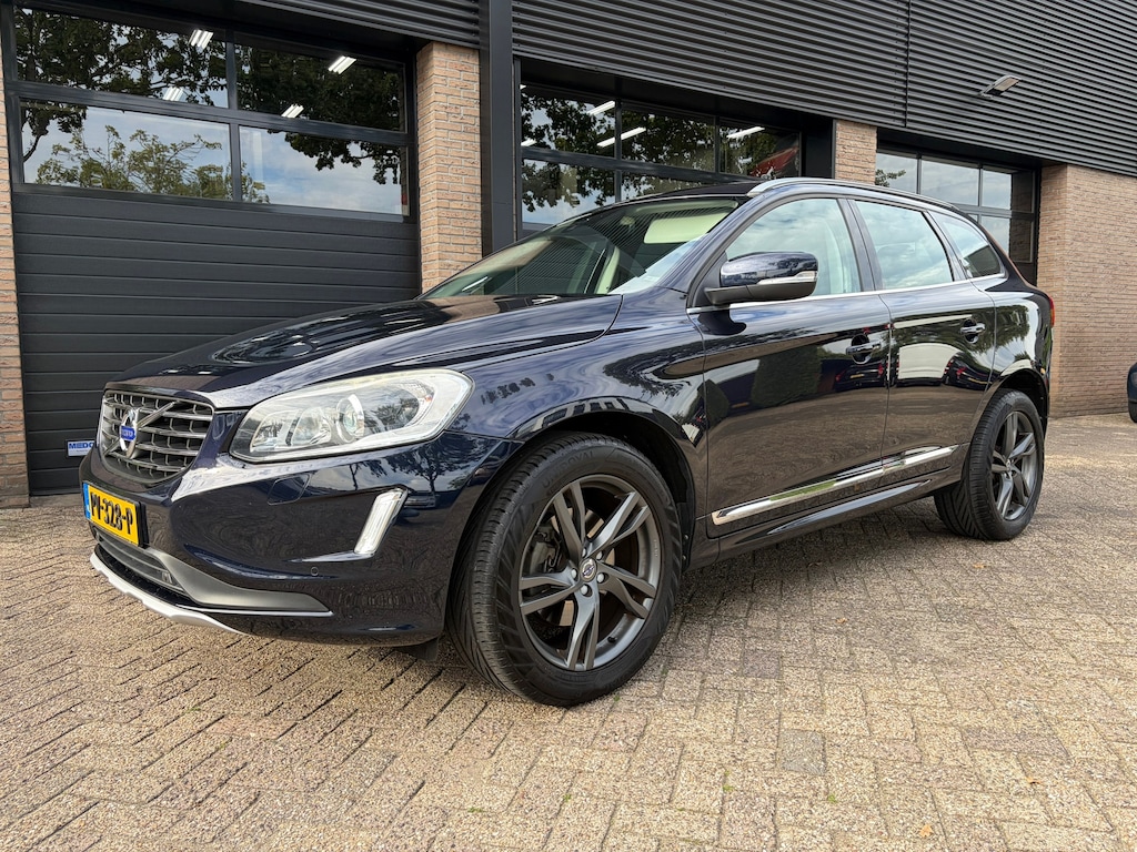 Volvo XC60 2.0 D4 FWD R-Design Automaat trekhaak dealer onderhouden