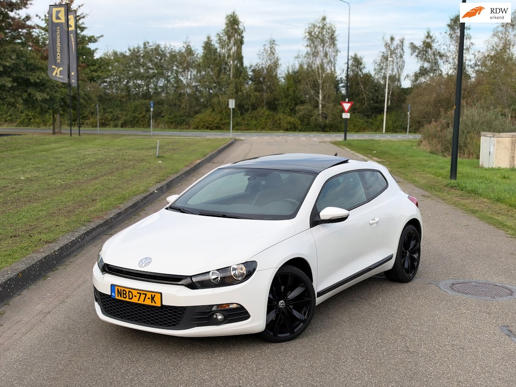 Volkswagen Scirocco 1.4 TSI Highline, Pano, 18inch, alcantara