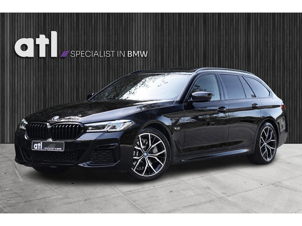 BMW 5-Serie Touring 530e xDrive High Executive M-Pakket | Pano | Elektr. Stoel Mem | Keyless | Grootlichtassistent | Alarm kl.3 | Adap. LED | Etc.