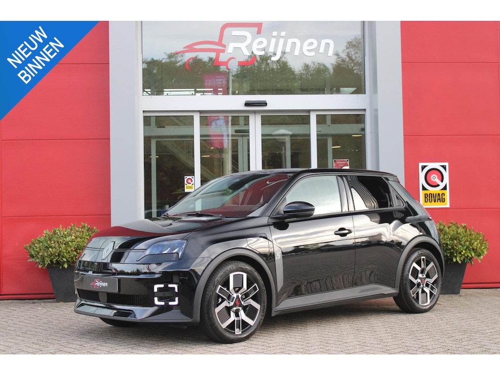 Renault R5 COMFORT RANGE TECHNO 150PK 52 kWh *NIEUWE AUTO!* | PACK WINTER TECHNO: (ELEKTRISCH VERWARMBARE VOORSTOELEN, ELEKTRISCH VERWARMBAAR STUURWIEL, BESTUUDERSSTOEL MET ELEKTRSCH VERSTELBARE LENDESTEUN, IN HOOGTE VERSTELBARE PASSAGIERSSTOEL) | LICHTMETALEN VELGEN 18" | ADAPTIVE CRUISE CONTROL | FULL LED KOPLAMPEN MET FRANSE VLAG | ELEKTRTISCH INKLABARE EN VERWARMBARE BUITENSPIEGELS | ACHTERUITRIJ CAMERA | SFEER VERLICHTING | GOOGLE MAPS NAVIGATIE | DRAADLOZE TELEFOONLADER | PRIVACY GLASS | 100KW SNELLAAD FUNCTIE | DRAADLOZE APPLE CARPLAY/ANDROID AUTO | DAB+ RADIO | SFEER VERLICHTING |
