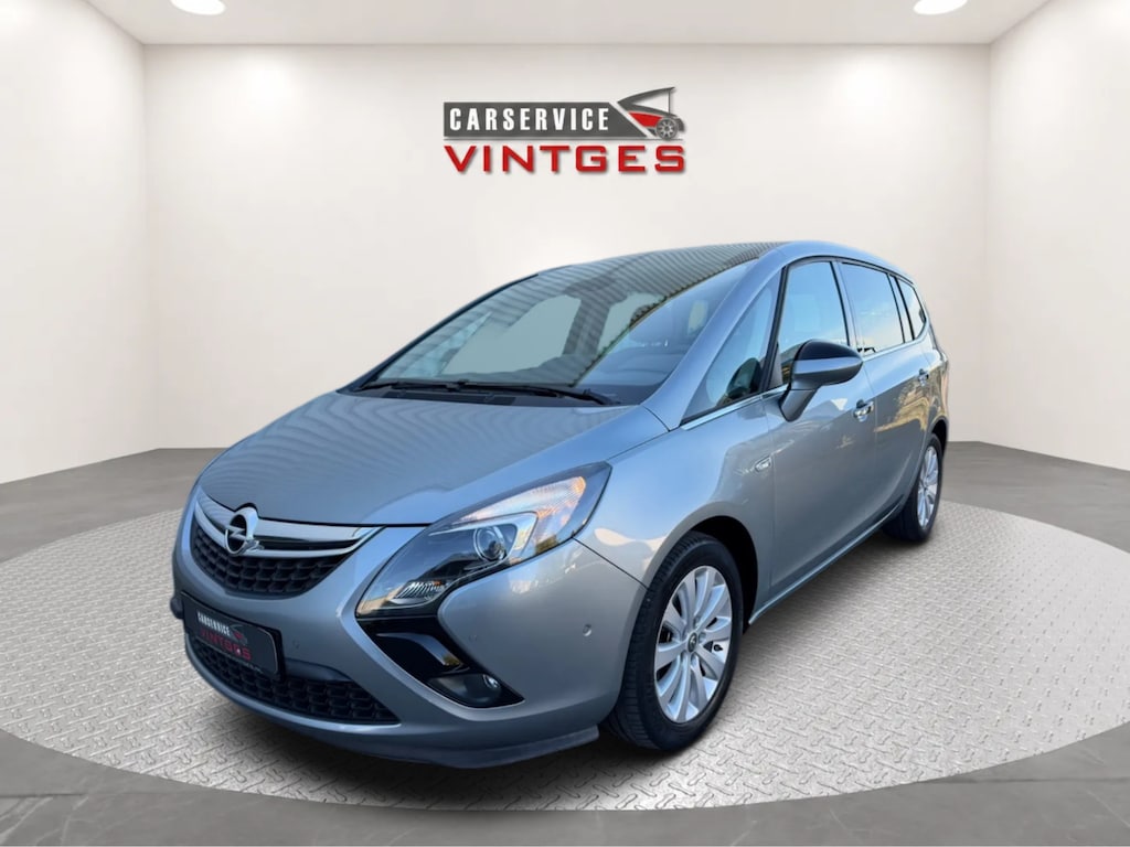 Opel Zafira Tourer Automaat | 83.816 KM | Pano | Camera | Navi | Trekhaak!