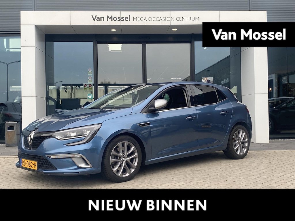 Renault Megane 1.6 TCe GT | BOSE | PARKEERSENSOREN | CLIMATE CONTROL | SFEERVERLICHTING | NAVIGATIE |