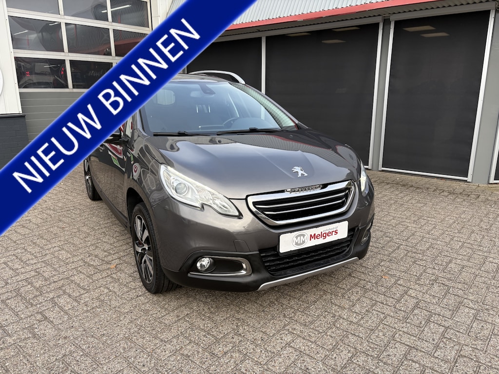 Peugeot 2008 1.2 PureTech Urban Cross