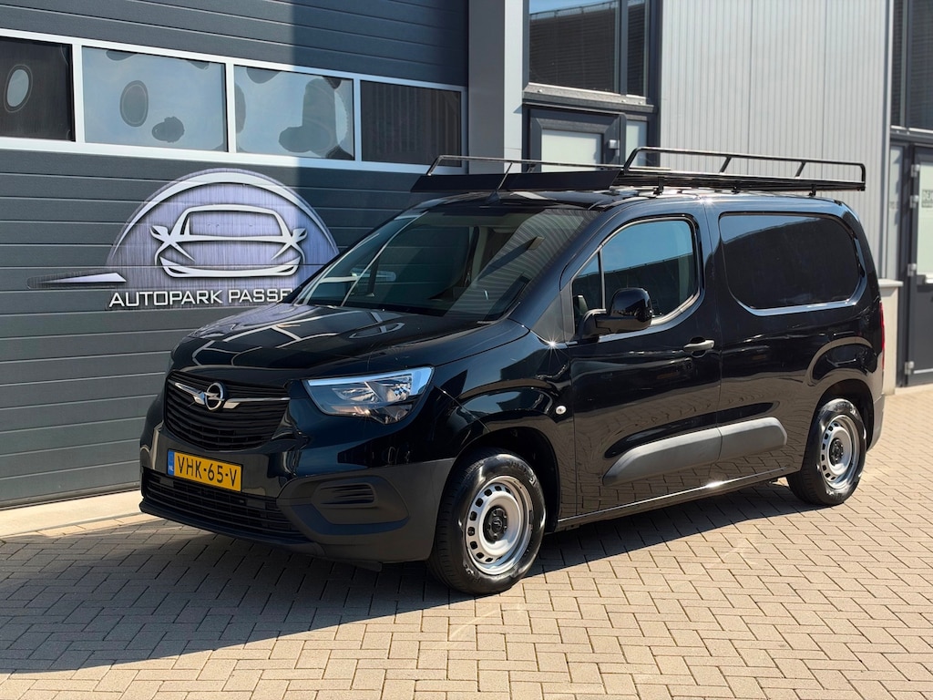 Opel Combo 1.5D L1H1 Edition Cruise Control, Apple Carplay, Trekhaak, Airco, NAP, Bedrijfswageninrichting, Parkeersensoren