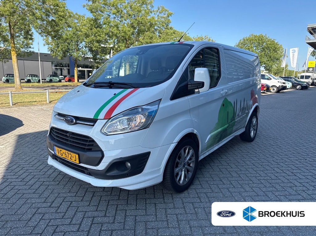 Ford Transit Custom 290 2.2 TDCI L1H1 Sport | Dealer Onderhouden | Nette Bus! | Stoelverwarming | Trekhaak | Half Leder | Camera |