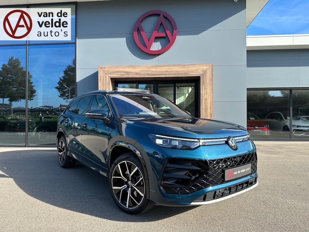 Volkswagen Tayron 1.5 eHybrid R-Line | Panoramadak | Trekhaak | Head Up | Harman/Kardon | 360 Camera | Elek. Achterklep | Rijklaar incl. garantie