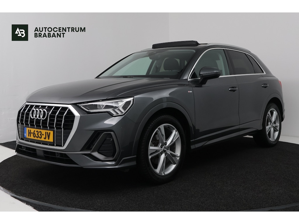 Audi Q3 35 TFSI Pro Line S (PANORAMADAK, TREKHAAK, STOELVERWARMING, CAMERA)