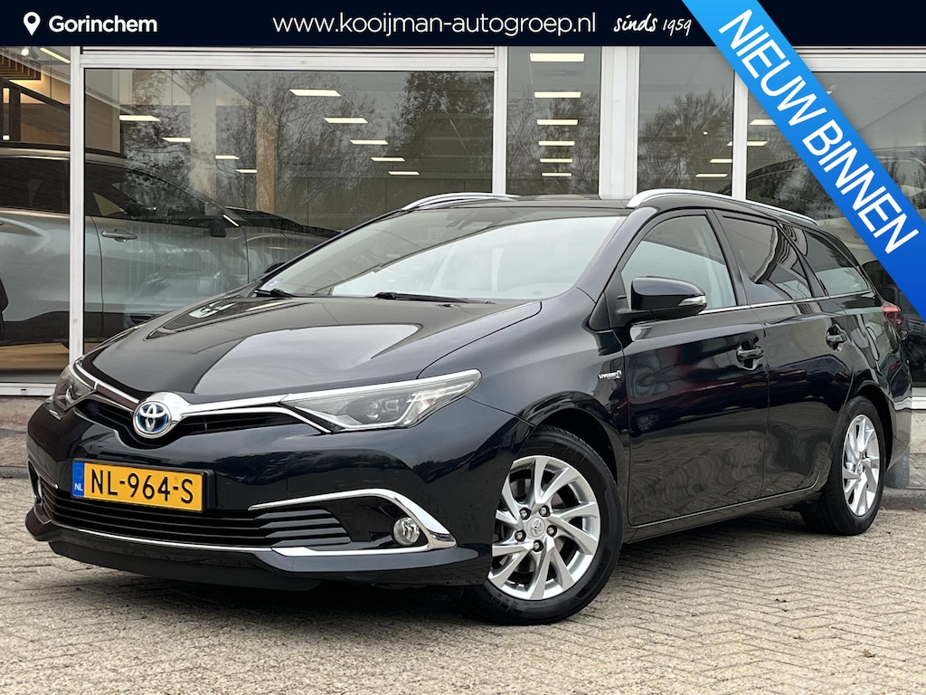 Toyota Auris Touring Sports 1.8 Hybrid Executive / Panoramadak / half leder / mooie complete auto!