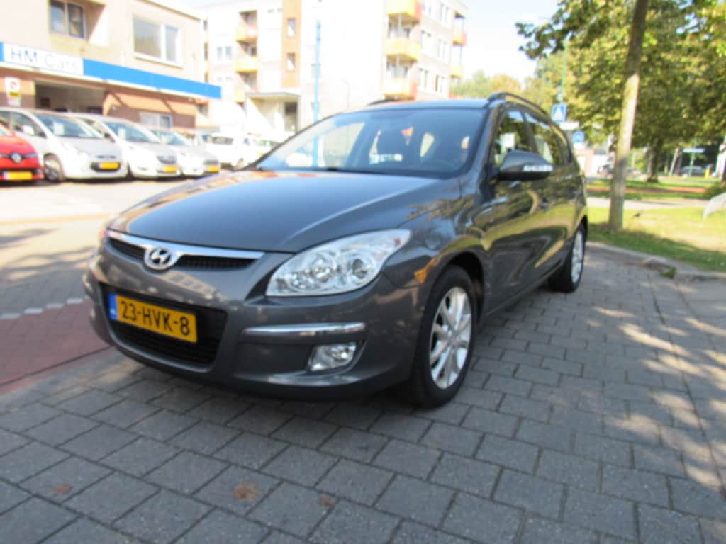 Hyundai i30 1.6 I CVVT CROSSWAGON Style