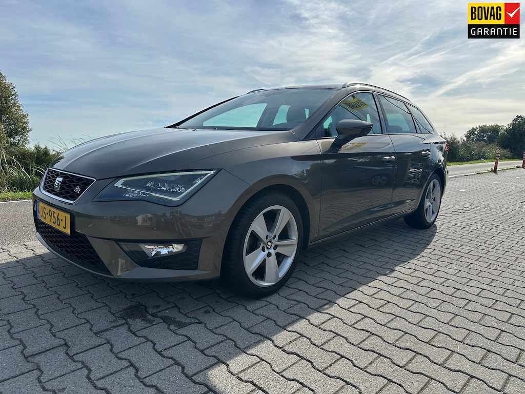 SEAT Leon ST 1.4 EcoTSI FR Connect, Carplay, Led, Elektrische half lederen stoelen, Camera, Cruisecontrol