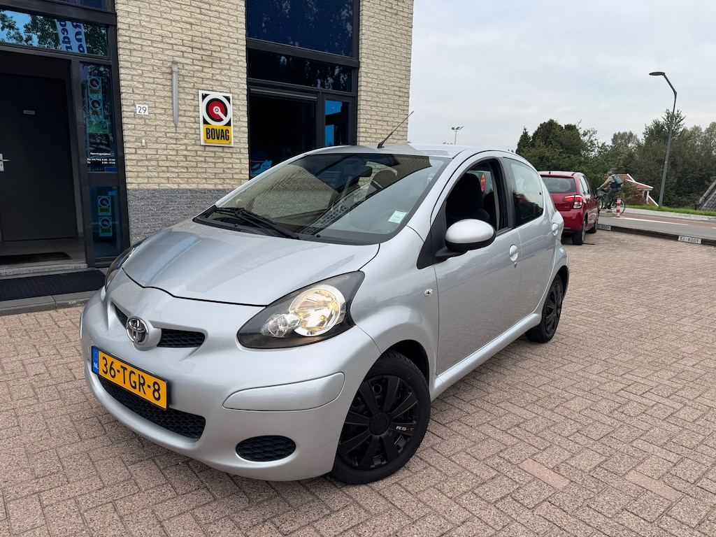 Toyota Aygo 1.0-12V Comfort Navigator- automaat