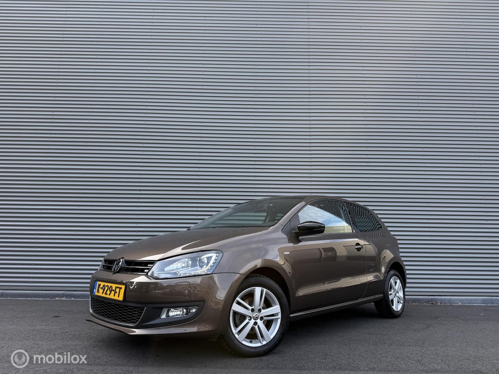 Volkswagen Polo 1.4-16V Highline DSG | LED | Clima | Cruise | Stoelverwarming | Pano | Navi | Zeer goed onderhouden