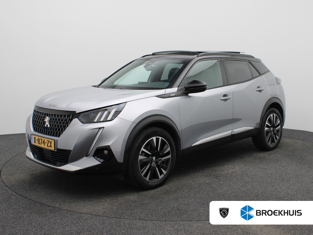 Peugeot 2008 1.2 PureTech GT Pack 155 PK! | Panoramadak | Camera | Parkeersensoeren Voor en Achter | Alcantara Bekleding | Stoelverwarming | 18" Lichtmetalen Velgen | Adaptieve Cruise Control