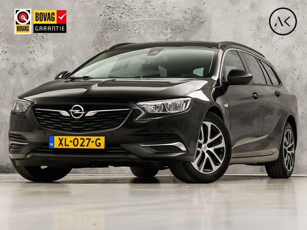 Opel Insignia 1.5 Turbo Business+ 165Pk Automaat (APPLE CARPLAY, GROOT NAVI, ADAPTIVE CRUISE, TREKHAAK, GETINT GLAS, SPORTSTOELEN, KEYLESS, PARKEERSENSOREN, NIEUWSTAAT)