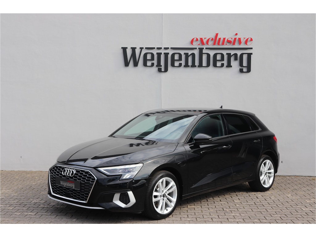 Audi A3 Sportback 40 TFSI e Sport Leder PDC ACC