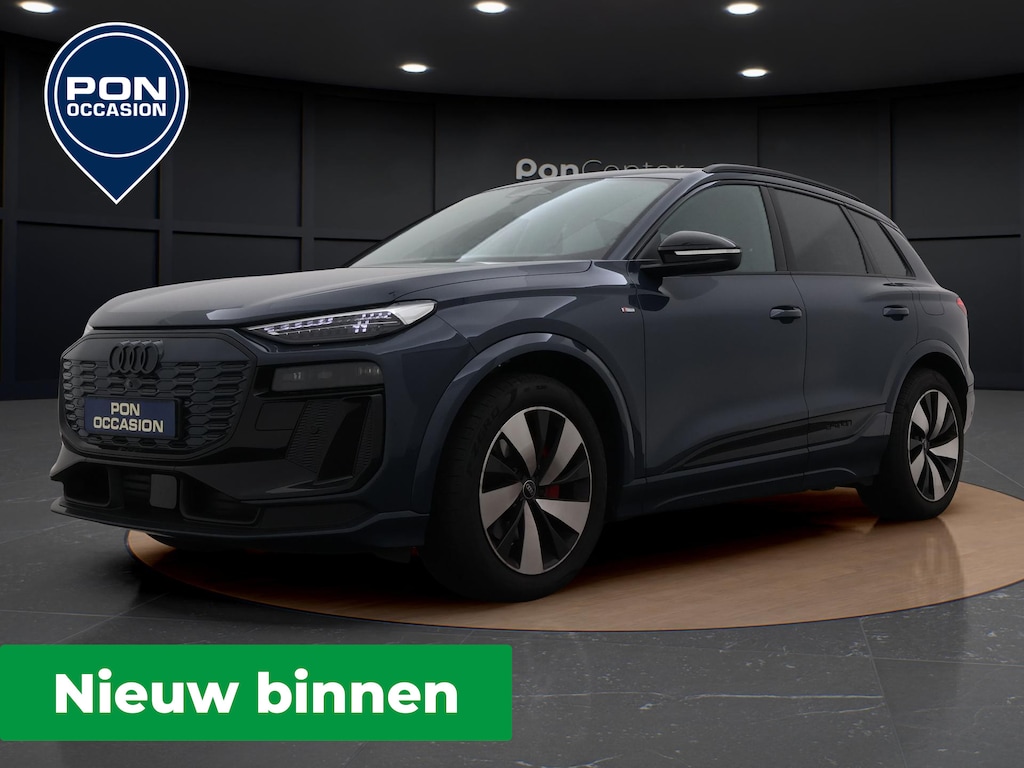 Audi Q6 e-tron S edition 83 kWh | Trekhaak | Elek Achterklep | 360 Camera | Stuur-/ Stoelverwarming v+a | ACC | 20" | S-line