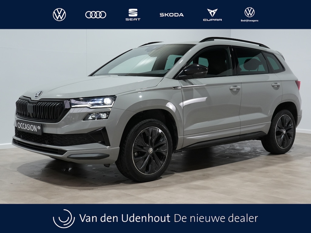 Skoda Karoq 1.5 TSI ACT 150pk DSG Sportline Business / Camera / Matrix-LED / Keyless / Navigatie / Demonstratieauto