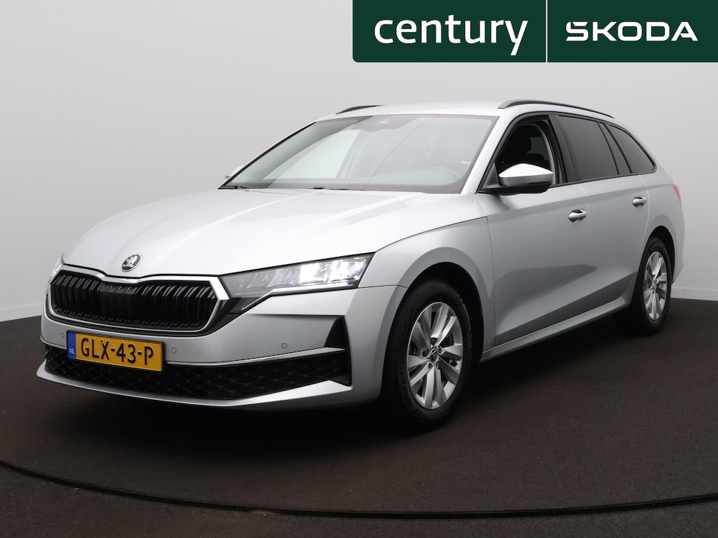 Skoda Octavia Combi 1.5 TSI MHEV Business Edition Plus | Camera | Zwenkbare trekhaak | Cruise |