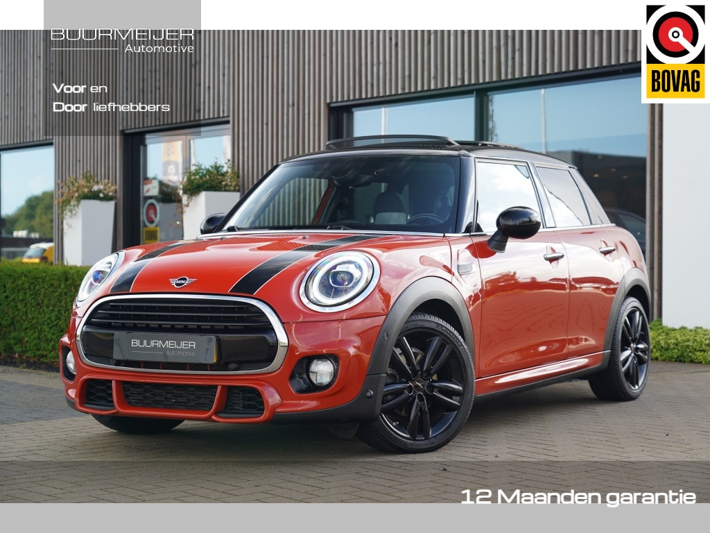 MINI John Cooper Works 1.5 Cooper Burgundy Edition JCW