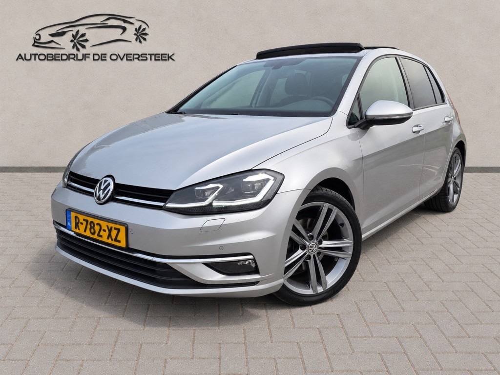 Volkswagen Golf 1.5 TSI Highline automaat schuifdak massage