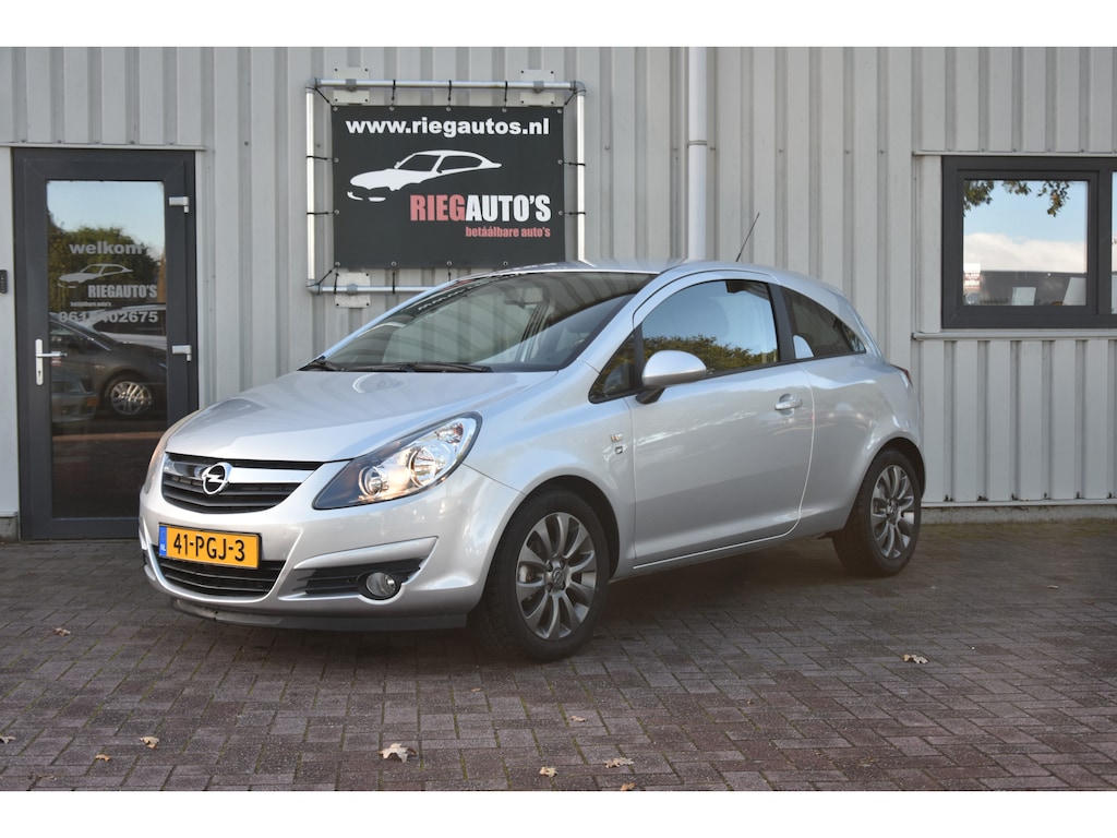 Opel Corsa 1.4-16V '111' Edition Volautomaat. Android, Cruise, Airco!!