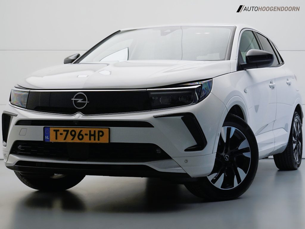 Opel Grandland 1.6 Turbo Plug-In Hybrid Business Elegance Sport (APPLE CARPLAY,TREKHAAK,STUUR-STOELVERWARMING,ADAPTIVE CRUISE)