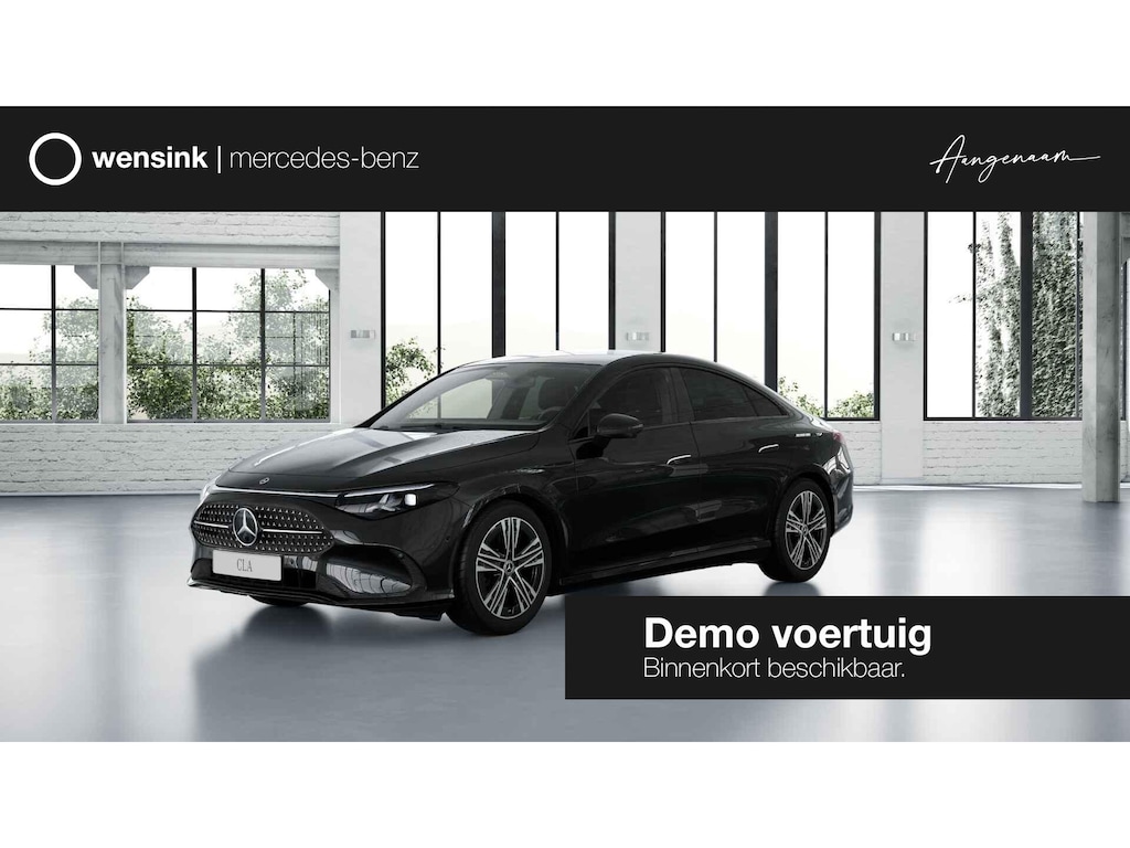 Mercedes-Benz CLA 180 Business Solution Luxury | Night | Memory stoelen | Superscreen | Panoramadak | Sfeerverlichting | Distronic |