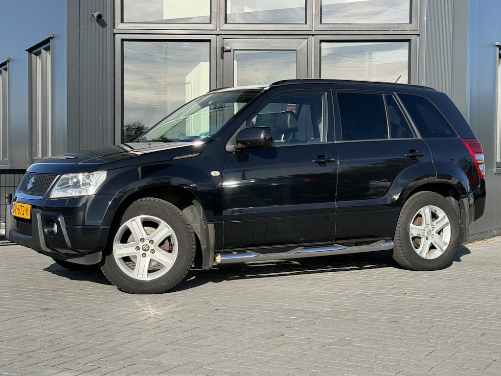 Suzuki Grand Vitara 2.0-16V High Executive Dealeroh | Leer | SH dak | Trekhaak