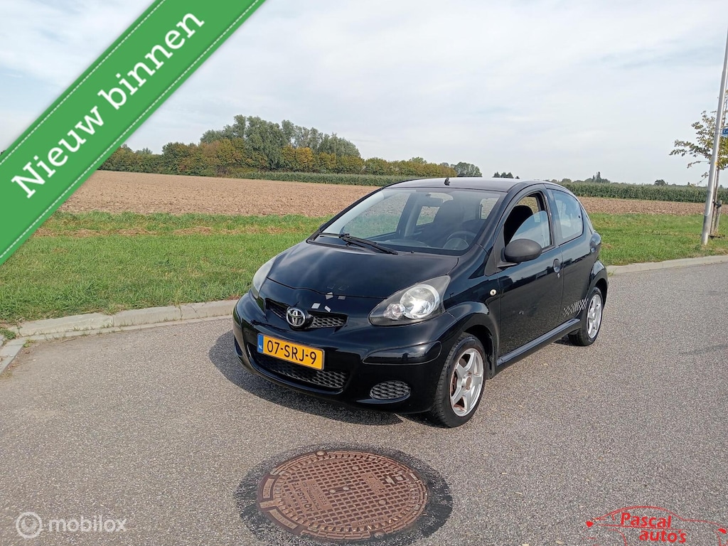 Toyota Aygo 1.0-12V Cool NAP Airco nw koppeling