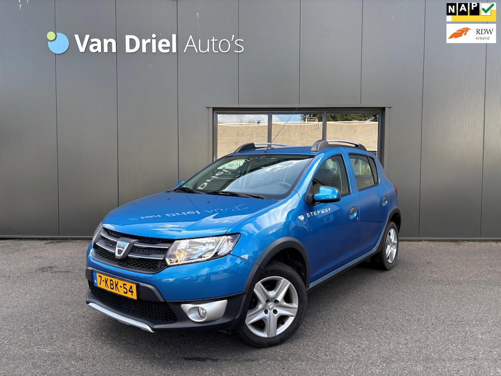 Dacia Sandero TCe 90 Stepway Lauréate / Navigatie / Trekhaak!