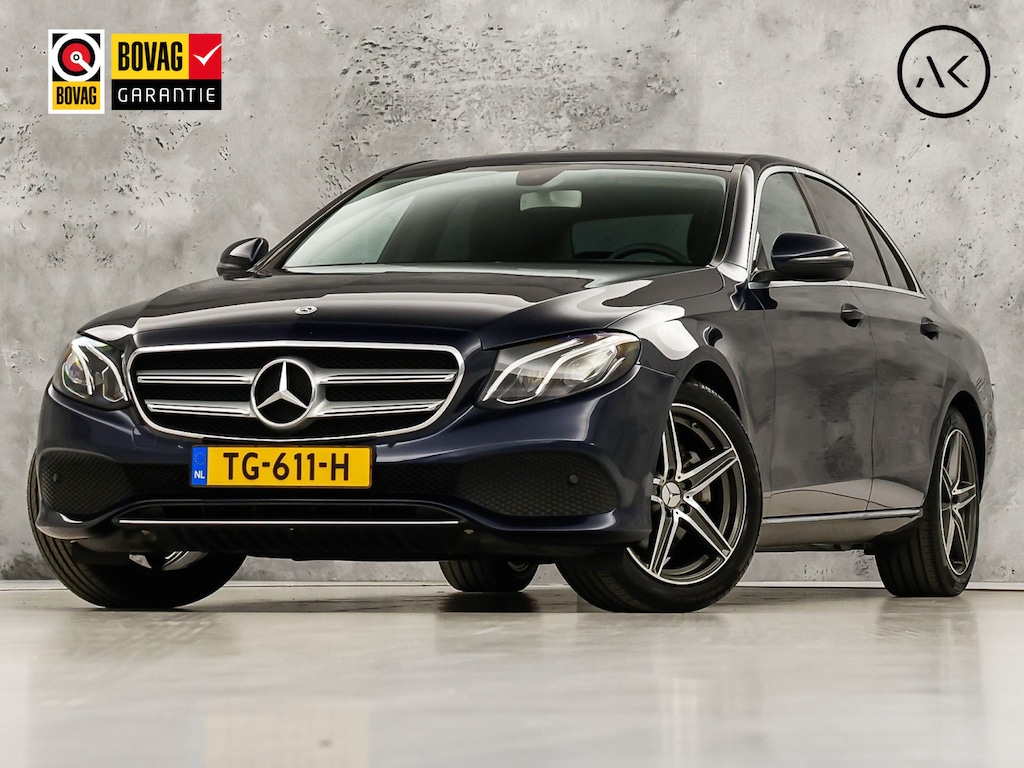 Mercedes-Benz E-klasse 200 Prestige Sport 184Pk Automaat (NAVIGATIE, SFEERVERLICHTING, CAMERA, LEDER, SPORTSTOELEN, GETINT GLAS, STOELVERWARMING, CRUISE, NIEUWSTAAT)