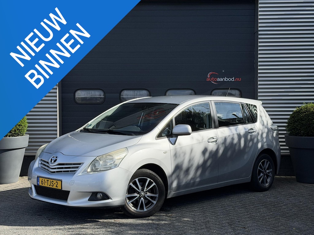 Toyota Verso 1.8 VVT-i Aspiration | Navigatie | Camera | Trekhaak | Lichtmetalen Velgen |