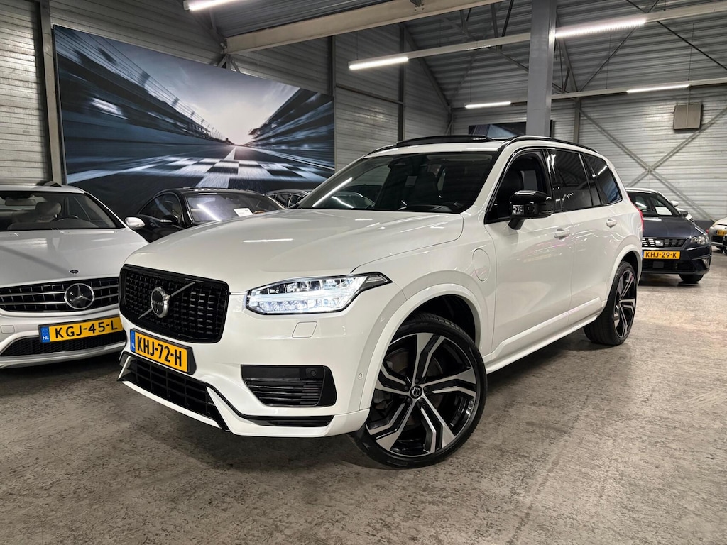 Volvo XC90 2.0 T8 Recharge AWD Ultimate Dark | Massage | Trekhaak | Pano | HUD | Luchtvering