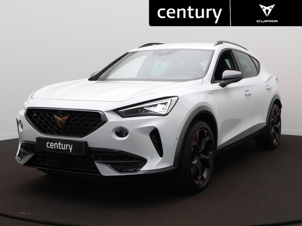 CUPRA Formentor 1.4 e-Hybrid Adrenaline Navigatie - Camera - Sportstoelen - Apple Carplay/Android Auto