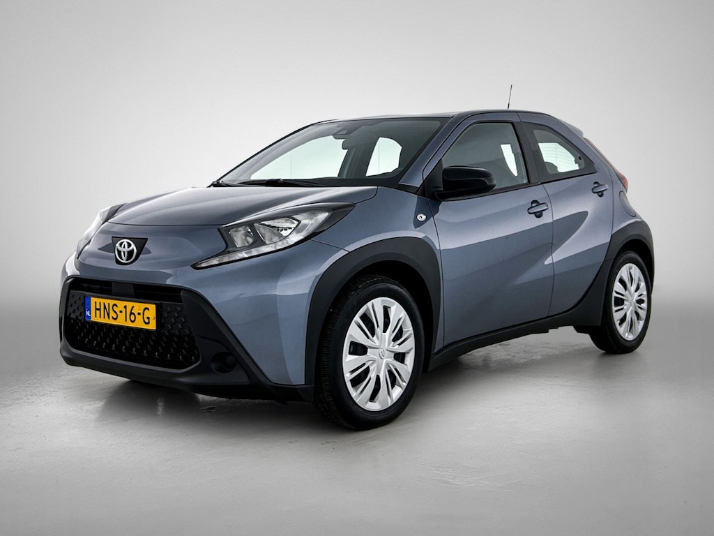 Toyota Aygo X 1.0 VVT-i MT Play | BTW voertuig | Apple CarPlay/Android Auto | Cruise Control Adaptive | achteruitrijcamera |