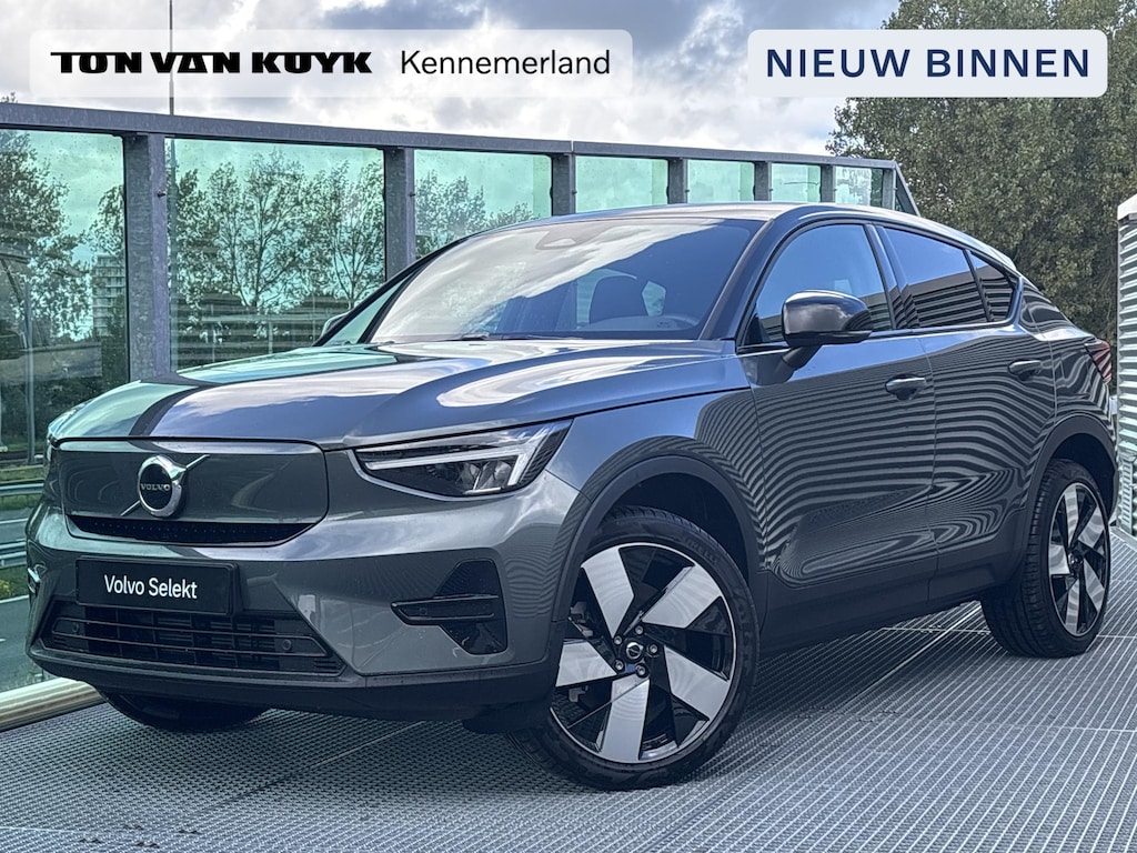 Volvo EC40 Single Motor Extended Range Plus 82 kWh Automaat, Zwart dak, spiegels en A-stijlen, 20 inch wielen, Extra getinte ramen, Driver assist, Adaptive cruise, BLIS, Pilot assist, Park assist voor- en achter