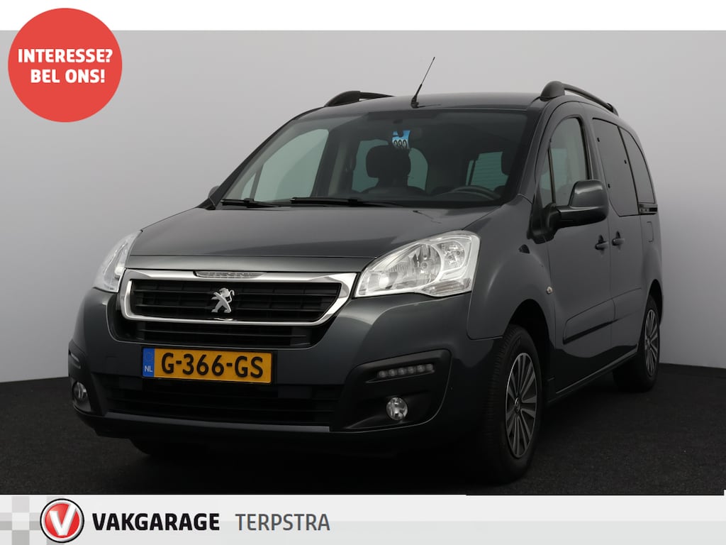 Peugeot Partner Tepee 1.2 PureTech Active/ D-Riem verv: 95.000 KM!/ Trekhaak/ Apple Carplay + Mirrorlink/ Bluetooth/ Airco/ Cruise/ Elek. pakket/ Isofix/ Dakrails/ 2x Schuifdeur.