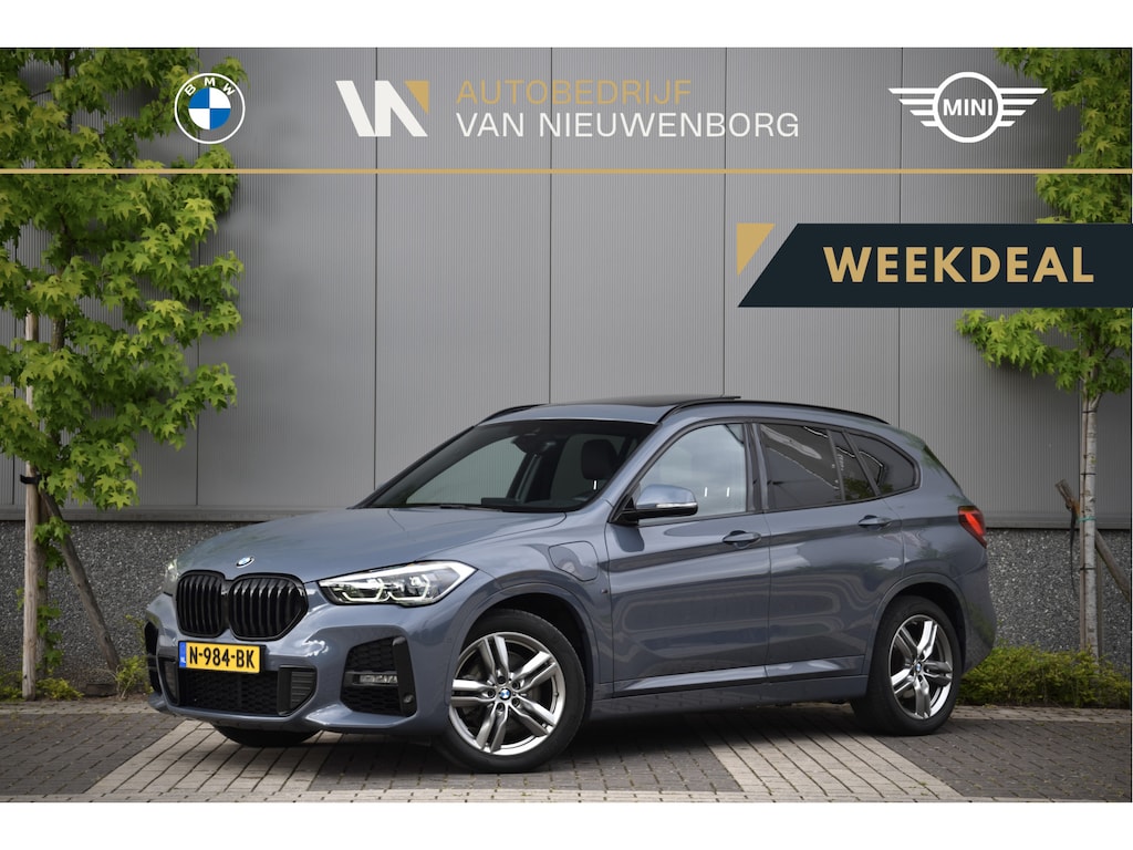 BMW X1 xDrive25e M-Sport High Executive | Facelift | Panoramadak | Trekhaak | Adaptive Cruise | HUD | Lederen Sportstoelen | Keyless | Adaptive LED | Dealer O.H.