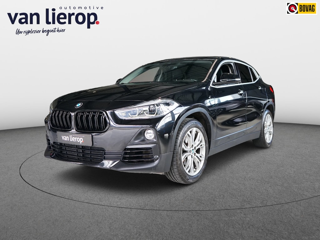 BMW X2 SDrive18i LEDER | AUTOMAAT | SFEERVERLICHTING