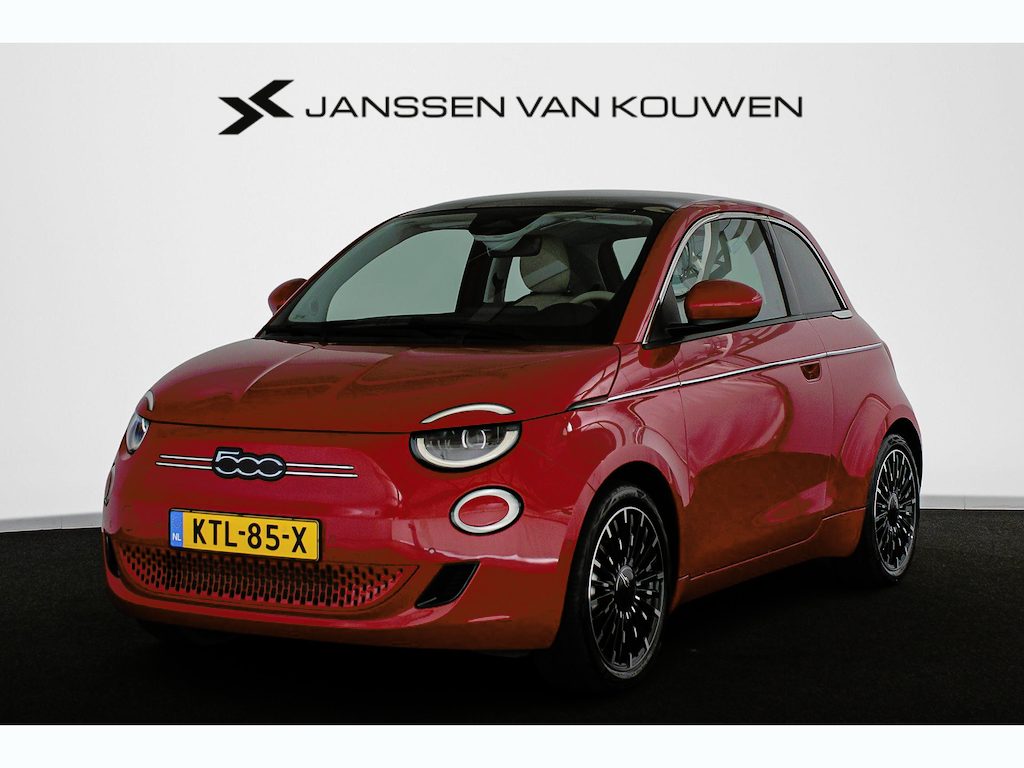 Fiat 500 La Prima 42 kWh Pano Leder Stoelverwarming JBL Camera Apple CarPlay