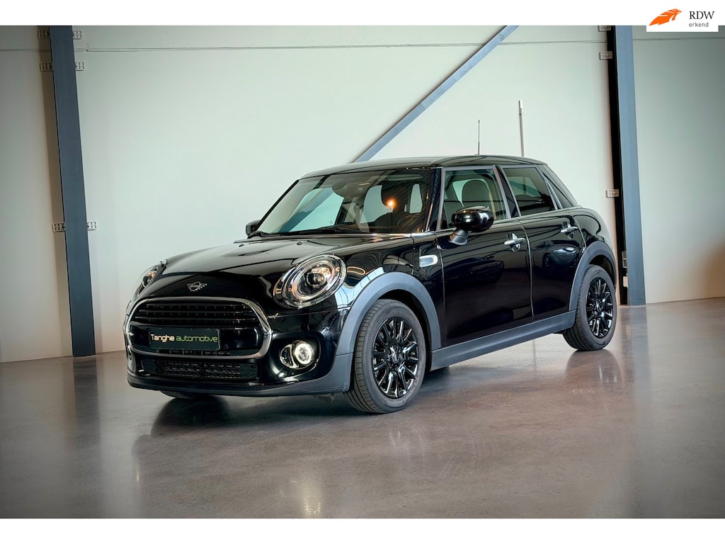 MINI Cooper 5-Deurs 1.5 Cooper,Apple Car Play,BTW,Camera,Digitaal Dash,LED,Keyless