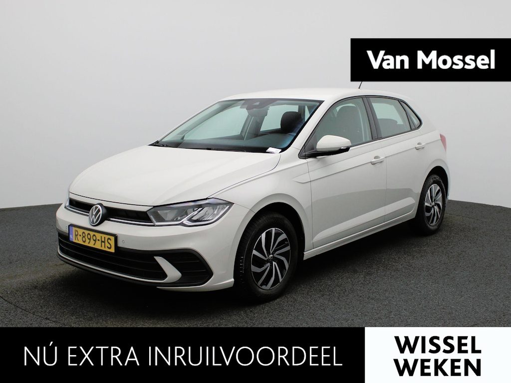 Volkswagen Polo 1.0 TSI Life | APPLE CARPLAY | ANDROID AUTO | KEYLESS | ACHTERUITRIJCAMERA | PARKEERSENSOREN | STOELVERWARMING | DIGITAL COCKPIT | ADAPTIVE CRUISE CONTROL | RIJSTROOKHULP | VERLICHTING AUTOMATISCH | BLUETOOTH | DAB RADIO | LICHTMETALEN VELGEN | BUITENSPIEGELS ELEKTRISCH INKLAPBAAR | 5-DEURS | AIRCO |